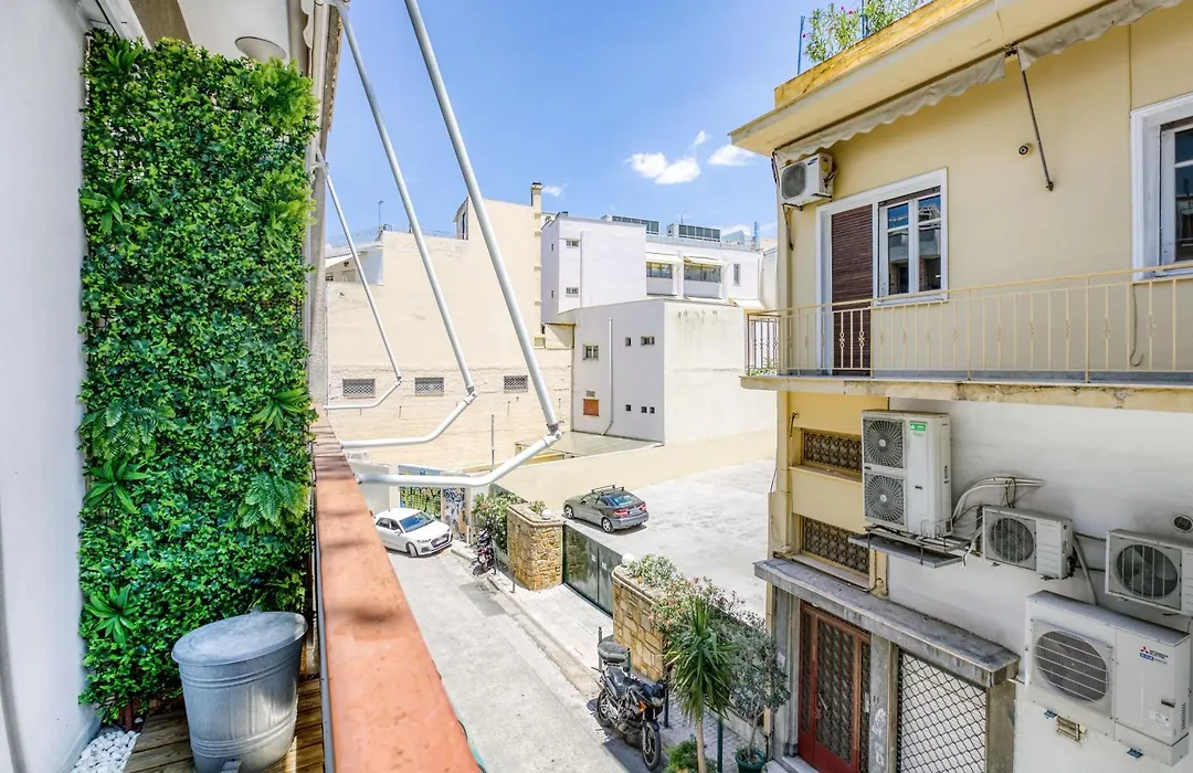 Studio In The Heart Of Acropolis-1